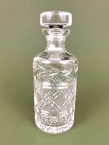Waterford 421 Laurel Criss Cross Cut Crystal Old Fashioned Decanter w Stopper - Picture 1 of 12