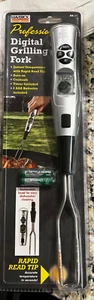 Maverick Professional Digital Grilling Fork Thermometer and Timer BBQ NEW BB-11 - Picture 1 of 7