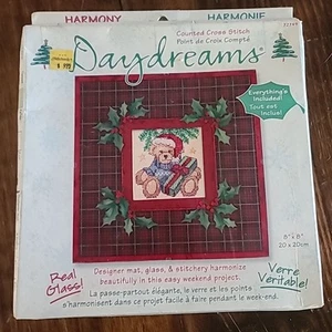 Christmas Dimensions Glass Cross Stitch Craft Kit Daydreams 72749 - Picture 1 of 3