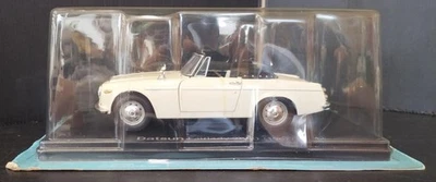 Hachette Datsun Fairlady 2000 1/24 Minicar - Image 1 of 4