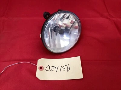 Lincoln Aviator 2003-2005 luz antiniebla lado del conductor o lado del pasajero Sylvania OEM Foto 1 de 4