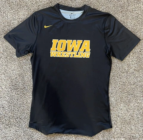 TEAM ISSUED Nike Iowa Hawkeyes Wrestling Compression Training T-Shirt Mens XXL Cover