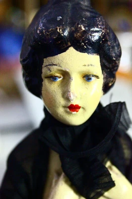 Antigua muñeca alfiletera 1926 recuerdo estreno teatro El Capitán etiqueta original Foto 1 de 4