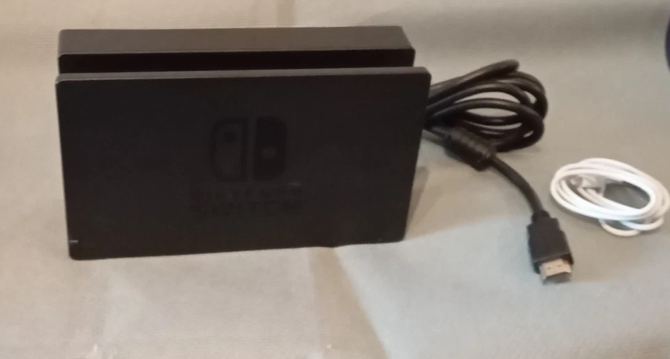 Base Nintendo Switch Dock Negra Base de carga para la consola Nintendo Switch - Imagen 1 de 4