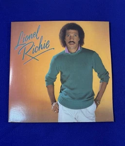 1982 Lionel Richie Self Titled 12" LP Vinyl Record 33 RPM 6007 ML Gatefold - Foto 1 di 7