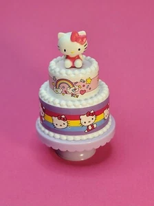 MY LIFE AS HELLO KITTY BIRTHDAY CAKE + STAND BARBIE DOLLHOUSE ACCESSORIES PLAY - Picture 1 of 7