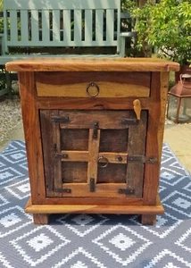 Vintage Antique Solid Wood Original Hand Made Indian Bedside Occasional Table - Picture 1 of 9