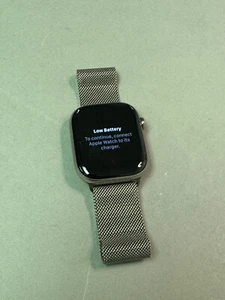 Apple Watch Series 10 GPS LTE 46MM Natural Titanium Milanese Loop *Cracked Back - Photo 1 sur 2