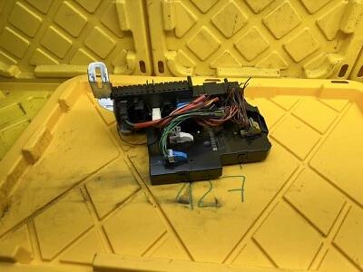 Módulo de caja relé de fusibles trasero Mercedes W204 C250 C300 C350 2010-2014 2049060105 OEM Foto 1 de 4