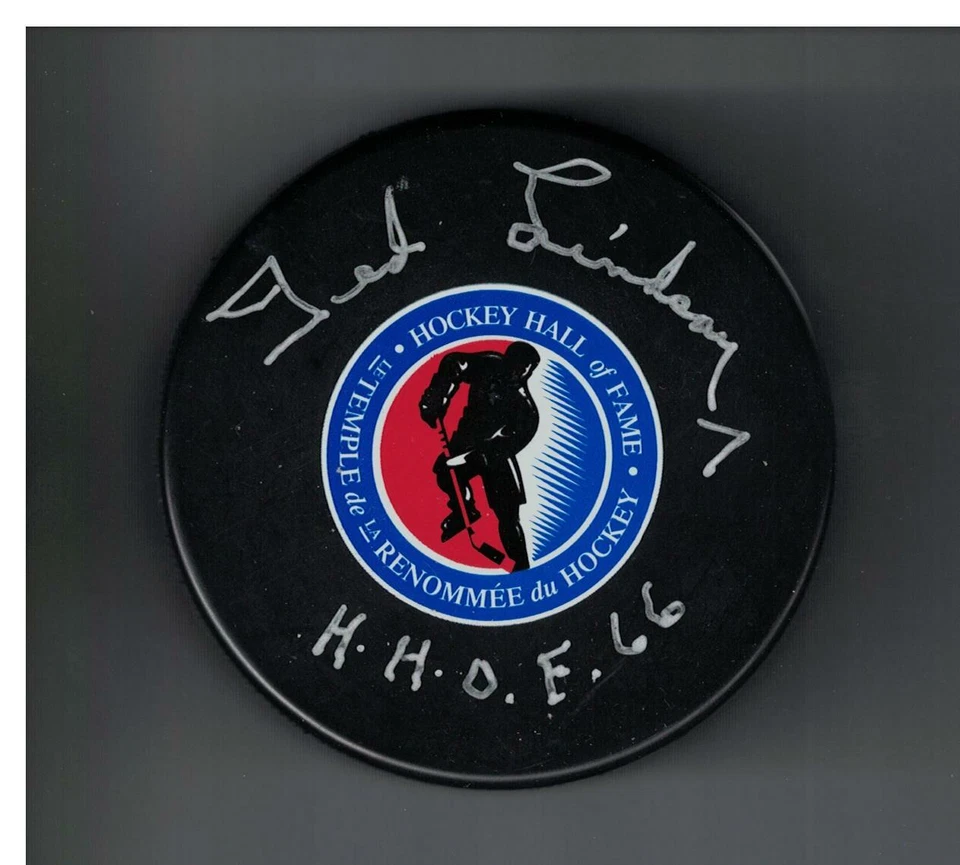 Ted Lindsay AUTOGRAPHED HOCKEY HALL OF FAME HOCKEY PUCK SIGNED HOF 66 - Изображение 1 из 1