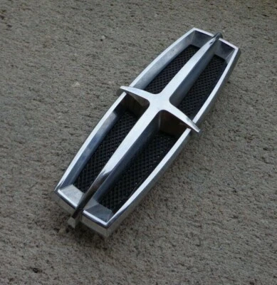 Lincoln MKS guardabarros delantero emblema calcomanía logotipo moldura pieza lado del conductor LH OEM fábrica Foto 1 de 3