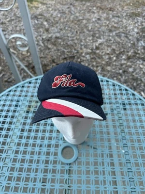 Sombrero bordado a presión vintage Fila Foto 1 de 4