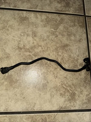 Mini Cooper S F56 F55 F57 2014 tubo de tanque de expansión de radiador 17127617366 Foto 1 de 2