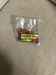 Spilla da bavero in metallo smaltato The American Open Orlando - Foto 1 di 2