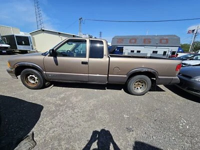 Used Front Right Door Window Regulator Front fits: 1997 Chevrolet S10/s15/sonoma Foto 1 de 4