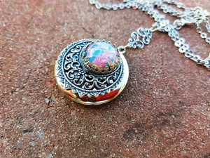 Opal Moon round silver locket necklace with vintage glass opal antique style - Picture 1 of 7