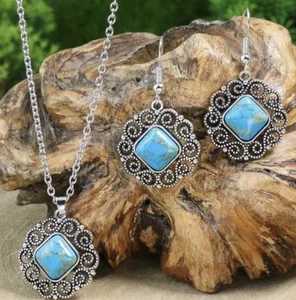 Gorgeous Necklace & Earring Set Diamond Shape Beautiful Blue Stone - Picture 1 of 2