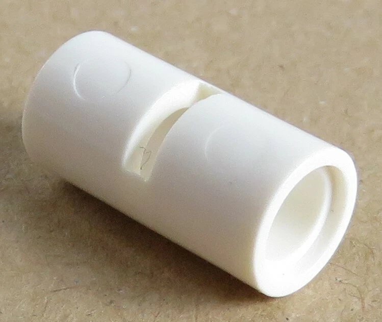 LEGO Technic - Pin Verbinder mit Schlitz 2L (4 Stück), weiß # 62462 - Bild 1 von 1