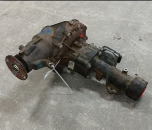 2016-2020 Toyota Tacoma Front Axle Differential Carrier Assembly 3.91 Ratio OEM - Picture 1 of 9