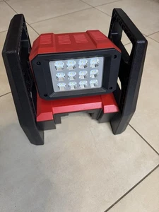 Milwaukee m18 LED HP flood light - Picture 1 of 5