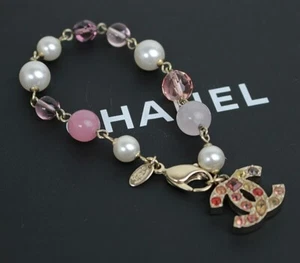 AUTH CHANEL PINK PEARL BRACELET CC LOGO RHINESTONE CRYSTAL BANGLE COCO JEWELRY - Picture 1 of 4