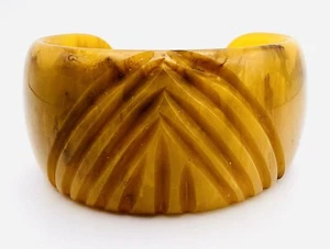 Vintage Wide Carved Marble Butterscotch Bakelite Cuff Bracelet 33.5MM Thick - Picture 1 of 8