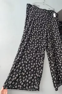 Maurices Plus Size 3 3X Black Beige Ikat Wide Leg Palazzo Pants Rayon Boho Chic - Picture 1 of 14