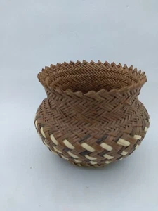Vintage Mexican Native American Tarahumara Handmade hand woven Basket about 4" - Picture 1 of 5