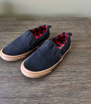 Old Navy Kids Size 10 Black Slip-On Canvas Sneakers shoes - Image 1 of 3