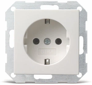GIRA 418803 Steckdosen-Einsatz System 55, reinweiß, glänzend - Bild 1 von 1