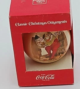 Coca Cola Classic Christmas Ornament Vintage 1978 Santa Glass In Original Box - Picture 1 of 5