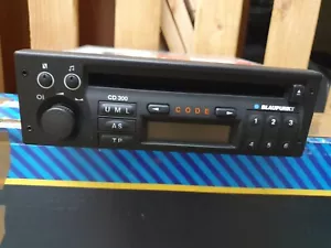 Vintage Blaupunkt + CD Player - Bild 1 von 6