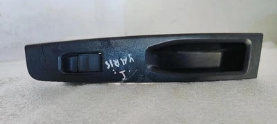 742720D400 rear window control panel rh 176671 TOYOTA YARIS 1.5 I 112 2017 Foto 1 de 4