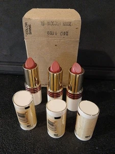 3 Revlon Color Shine Lippenstift Creme 19 Woodsy Rose Originalformel - Neu aus altem Lagerbestand - Bild 1 von 2