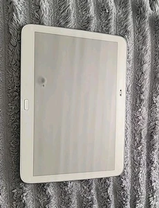 Samsung Galaxy Tab 3 10.1 White 16GB Including 16GB SD Card - Picture 1 of 5