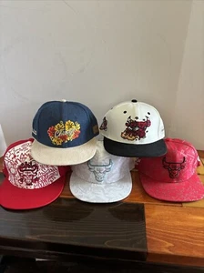 NEW Lot Of 5 Chicago Bulls SGA Giveaway Artist Series Hats Caps Limited - Picture 1 of 14