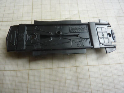 SOLIDO PIECES DETACHEES  PEUGEOT 203  CHASSIS    ( AVRIL 2024) - Photo 1/2
