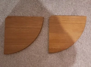 x2 Wooden Corner Shelves 1.5cm Depth 26.5cm Depth & Screws - Picture 1 of 16