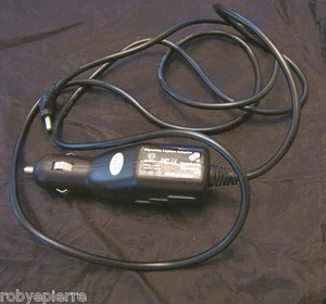 Alimentatore auto tom tom 4D00.003 cigarette lighter adaptor 023818 testato ok - Imagen 1 de 1