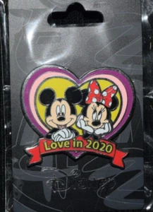 LOVE IN 2020 MICKEY MOUSE AND MINNIE MOUSE DISNEY NEW HAT PIN - Picture 1 of 3