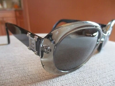 ВИНТАЖНЫЕ СОЛНЦЕЗАЩИТНЫЕ ОЧКИ LAURA BIAGIOTTI LB 85011 СДЕЛАНО В ИТАЛИИ - Изображение 1 из 4