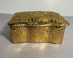 Joyero vintage de oro brillante llorón de oro 22K decorado a mano en EE. UU. - Imagen 1 de 7
