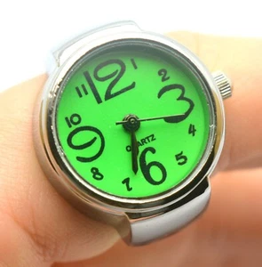 BEAUTIFUL UNUSUAL LADIES GREEN DIAL QUARTZ RING WATCH - Picture 1 of 6