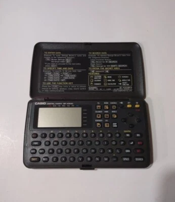 Calculadora de bolso organizadora pessoal PC eletrônico SHARP ZQ-2200 32kb PDA - Imagem 1 de 4