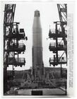 1960 Atlas prêt pour la guerre ICBM avec bombe à hydrogène Vandenberg nouvelles originales téléphoto