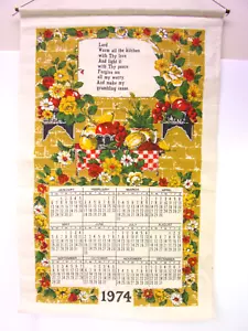 1974 Vintage Blumen, Früchte & Gebet Stoff hängender Kalender 26" x 17" - Bild 1 von 8
