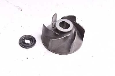 Pompe À Eau Roue Suzuki RG 80 Gamma NC11A 85-95 - Photo 1/3