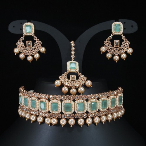 OFF WHITE Set gioielli collana girocollo zirconi bianchi americani scintillanti design Bollywood