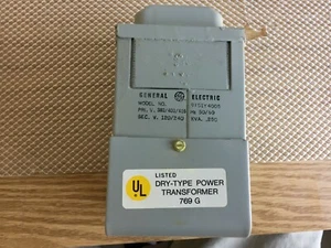 TRANSFORMADOR GE 9T51Y4005 .250 KVA 380 VOLTIOS PRI 120/240 VOLTIOS SEC - Imagen 1 de 3