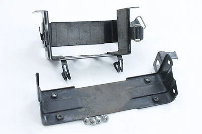 93-98 Suzuki GSXR 1100 W GSXR1100 W OEM batería sujeción abrazadera correa bandeja Foto 1 de 4